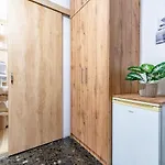 Super Cozy Apt Near City & Beach
